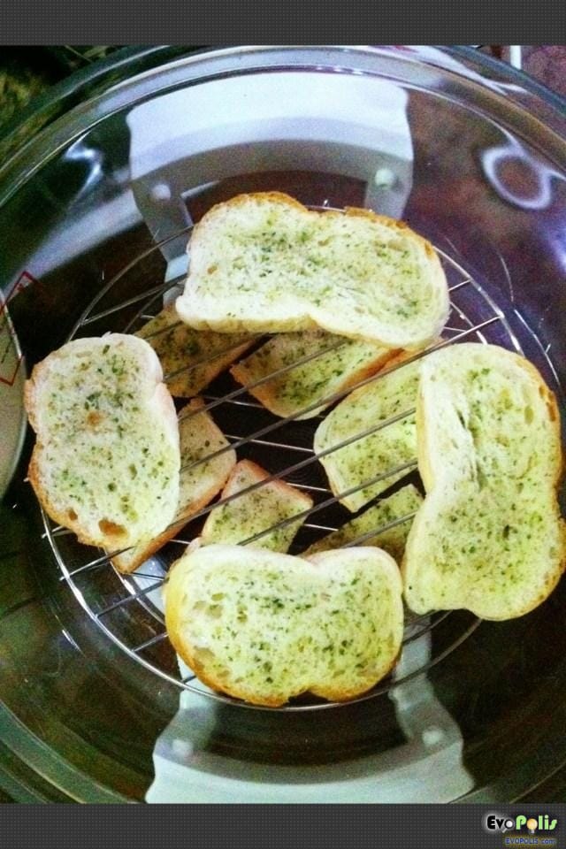 MyHome Convection Oven Garlic Breads with Baby Clams หอยลายกับขนม