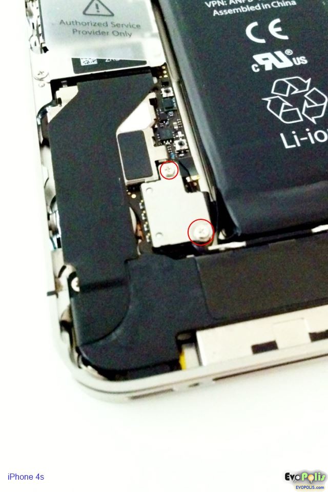 Replace-the-iphone4-4s-battery-21